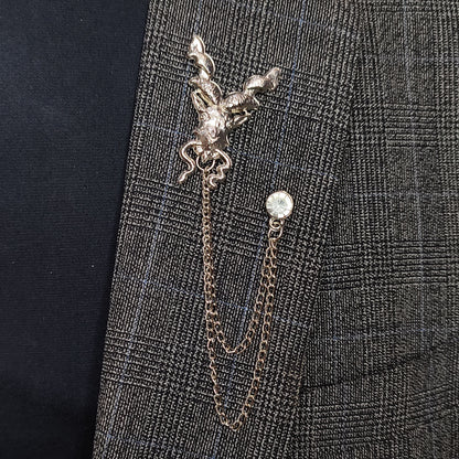 Markhor with chain Lapel pin